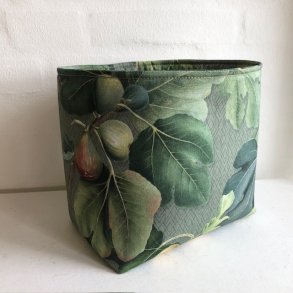 Brdkurv kurv i bomuldsstof med motiver af grene med figner.