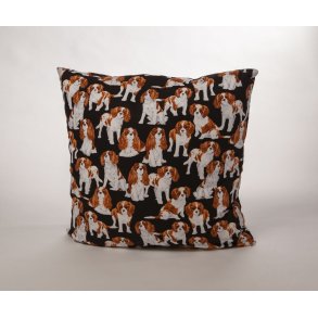 Sofapude eller pyntepude med King Charles Spaniel
