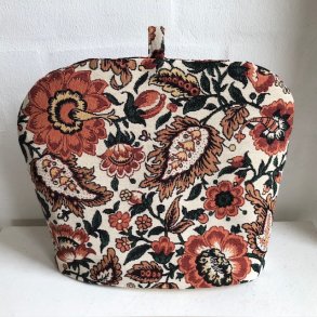 Tehtte , tevarmer i gobelin med lys bund med mnster i retro stil med orange blomster.