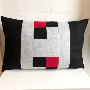 Sofapude - pyntepude- Design pude i uld med grt H.