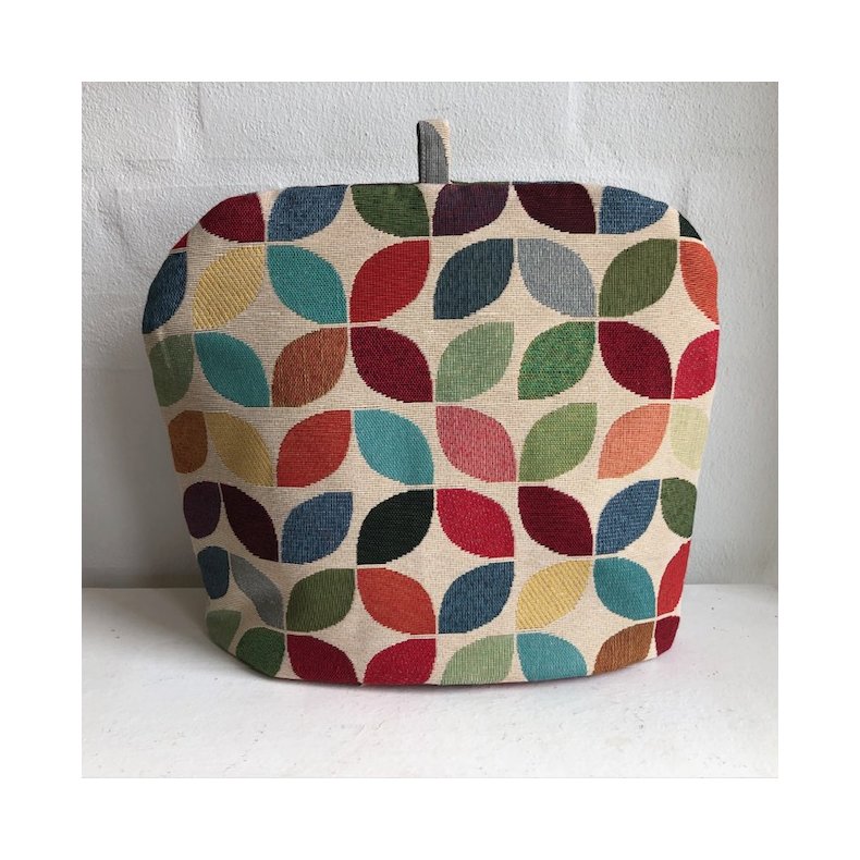 Teh�tte i gobelin med retro m�nster med blade i mange farver.